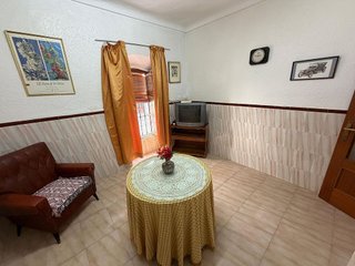 Casa adosada en venta en Torredonjimeno