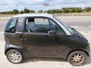 Coche  sin carnet negro/gris ITV en vigor 5/5/2028