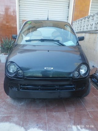 Coche  sin carnet negro/gris ITV en vigor 5/5/2028