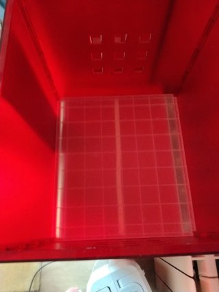 Caja organizadora roja Ikea