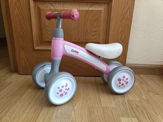 Triciclo correpasillos infantil rosa y blanco