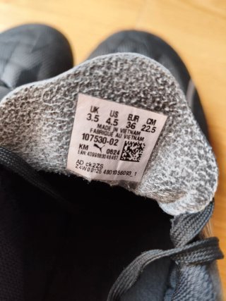 Botas de fútbol Puma Talla 36. Apenas usadas