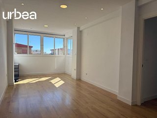 Piso en venta en Parque Ayala - Jardín de la Abadía - Huelín en Málaga
