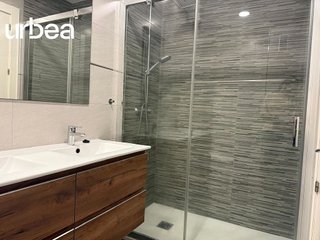 Piso en venta en Parque Ayala - Jardín de la Abadía - Huelín en Málaga