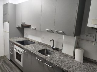 Piso en venta en Mariñamansa en Ourense