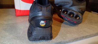 Nike DN7 Negras