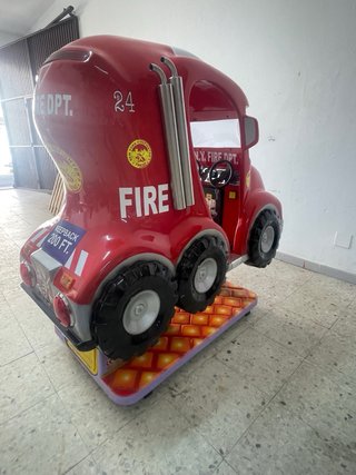 Máquina infantil camión bomberos NY FALGAS
