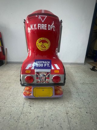 Máquina infantil camión bomberos NY FALGAS