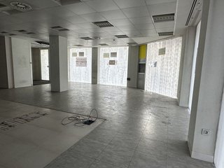 Local comercial en venta en Cascajos - Piqueras en Logroño