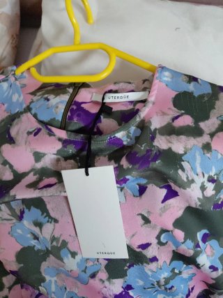 Vestido floral manga abullonada