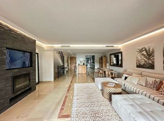 Casa adosada en alquiler en Lomas de Marbella Club - Puente Romano en Marbella