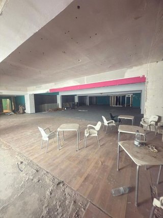 Local comercial en alquiler en Bellvitge en Hospitalet de Llobregat, L´