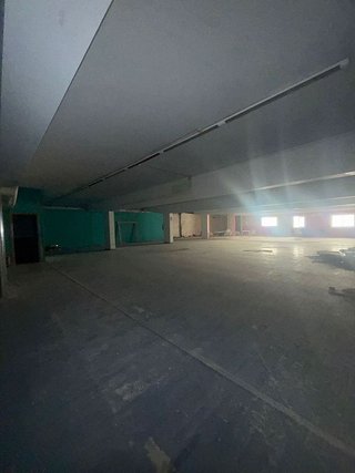 Local comercial en alquiler en Bellvitge en Hospitalet de Llobregat, L´