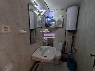 Local comercial en alquiler en Montigalà -Sant Crist en Badalona