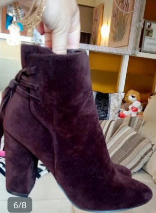 Botines Marrones con Tiras y Flecos T.39