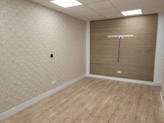 Oficina en alquiler en Playa de la Fontanilla en Marbella