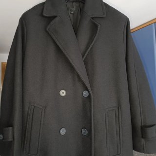 Abrigo paño negro Zara