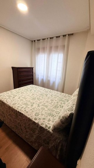 Piso en alquiler en Zona Teatro Campoamor en Oviedo