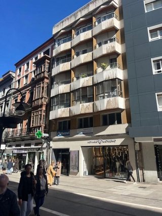Piso en alquiler en Zona Teatro Campoamor en Oviedo