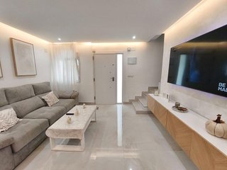 Casa adosada en venta en Puerto de la Torre - Atabal en Málaga
