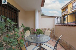 Chalet en venta en Padul