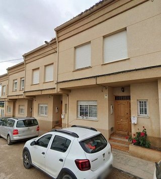 Casa adosada en venta en Requena