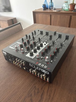 Ecler Nuo 4 Mezcladora DJ Profesional