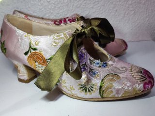Zapatos rosas de fallera Talla 38
