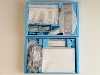 Nintendo Wii Sports Resort Pack - NIB - open box