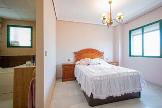 Piso en venta en Palacio de Congresos - Urbadiez - Entrepuentes en Sevilla
