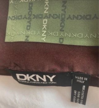 Pañuelo Seda DKNY Verde y Marrón Sin Usar