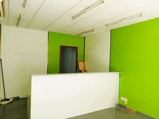 Local comercial en venta en Creu de la Mà - Rally sud en Figueres