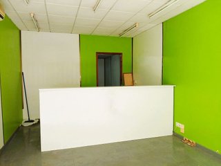 Local comercial en venta en Creu de la Mà - Rally sud en Figueres