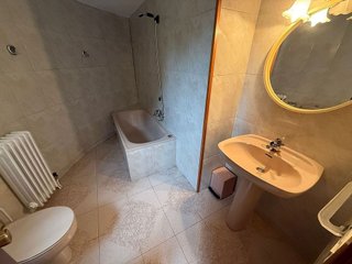 Casa en venta en Montjuïc en Girona