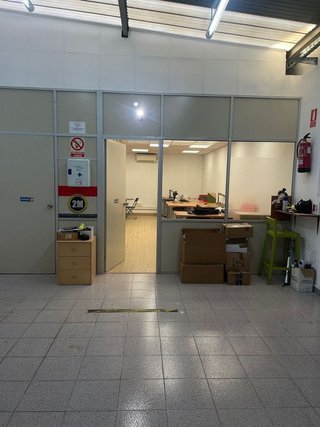Local comercial en alquiler en Vinyets - Molí Vell en Sant Boi de Llobregat