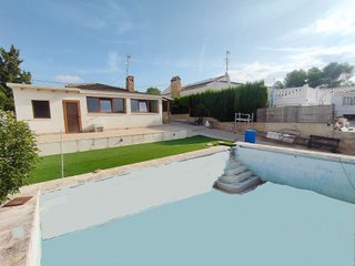 Chalet en alquiler en Monserrat