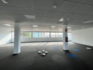 Oficina en alquiler en Zona Industrial en Prat de Llobregat, El