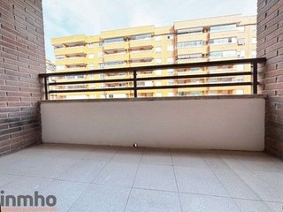 Piso en alquiler en La Almozara en Zaragoza
