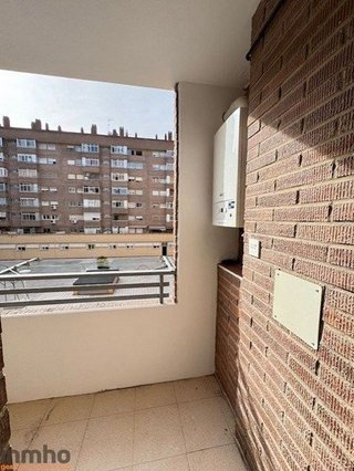 Piso en alquiler en La Almozara en Zaragoza