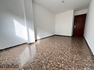 Piso en alquiler en La Almozara en Zaragoza