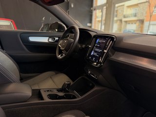 Volvo XC40 2022