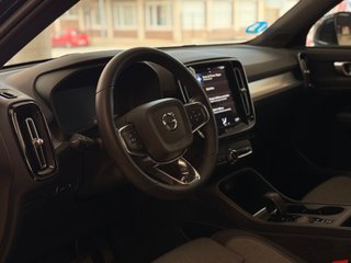 Volvo XC40 2022