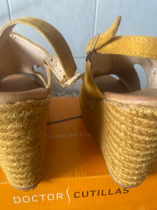 Sandalias H. A, moda de España