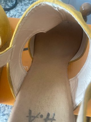 Sandalias H. A, moda de España