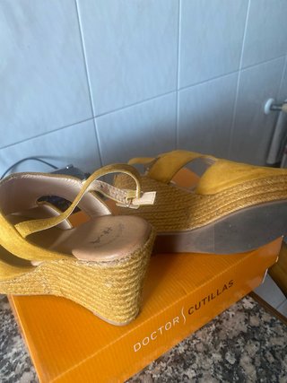 Sandalias H. A, moda de España