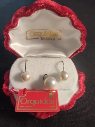 Conjunto Pendientes y Colgante Majorica Perla