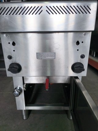 Parrilla Gresilva GHPI 2/700