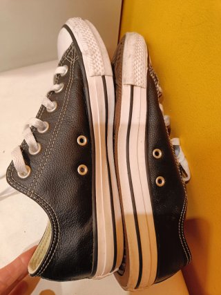 Converse All Star Negras Talla 39 cuero negras