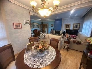 Chalet en venta en Villaquilambre