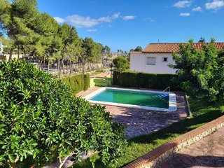 Chalet en venta en Alginet